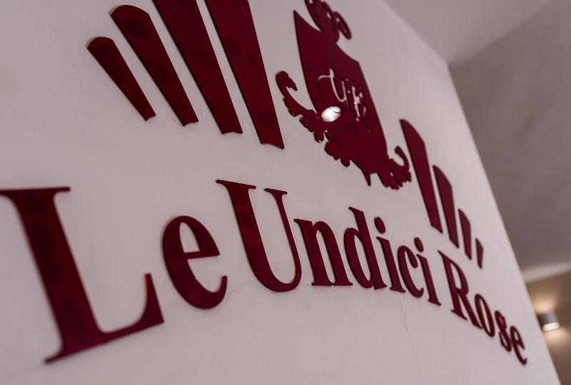 Le Undici Rose Hotel Витербо Экстерьер фото