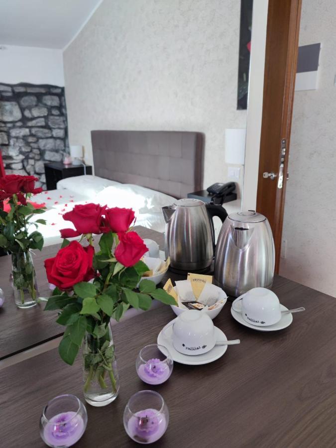 Le Undici Rose Hotel Витербо Экстерьер фото