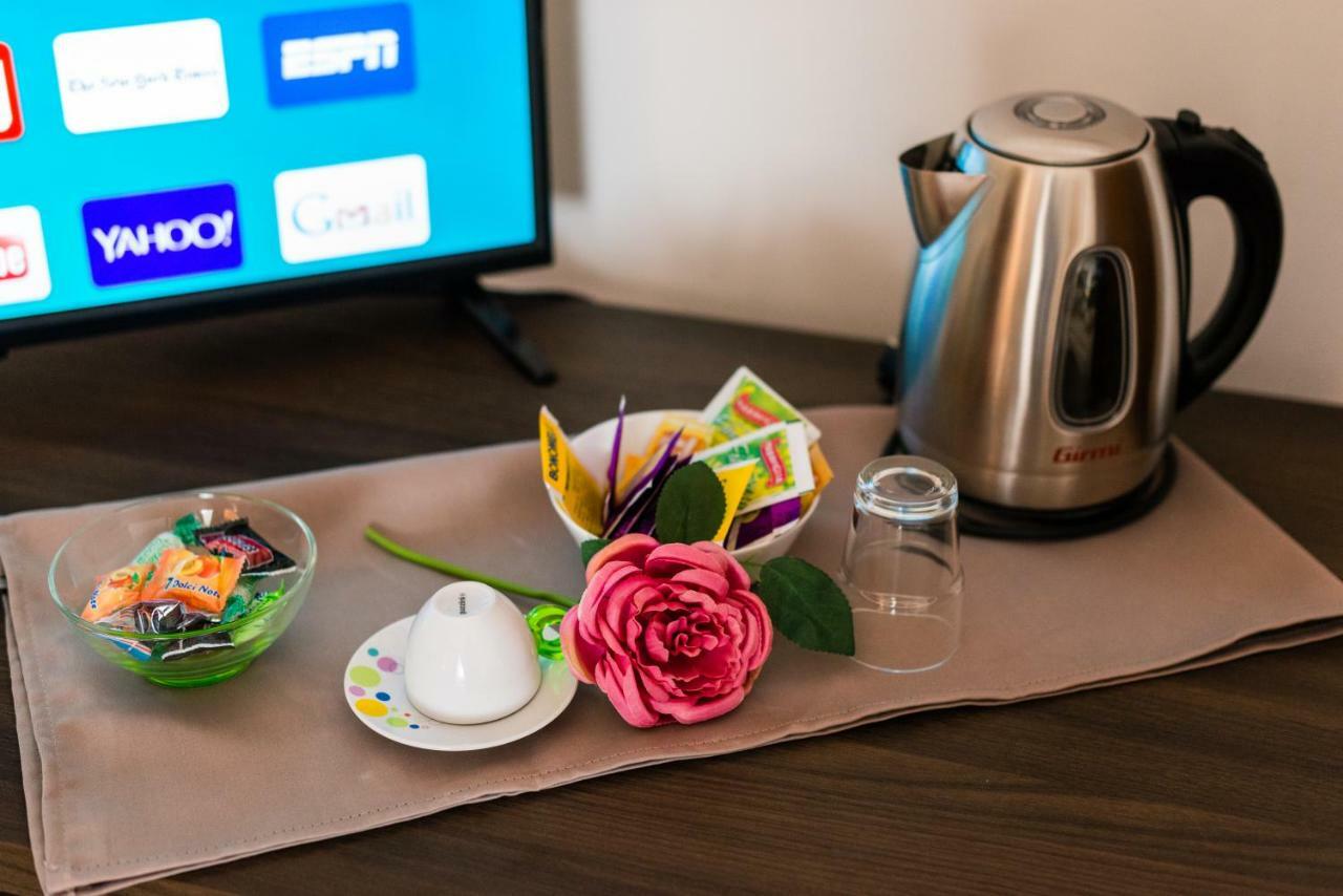 Le Undici Rose Hotel Витербо Экстерьер фото