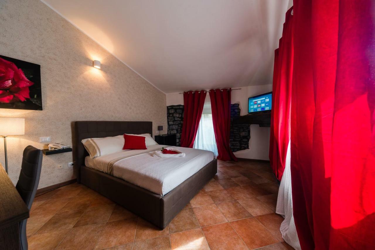 Le Undici Rose Hotel Витербо Экстерьер фото