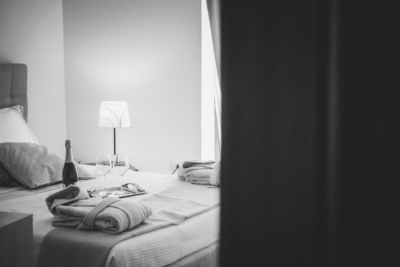 Le Undici Rose Hotel Витербо Экстерьер фото