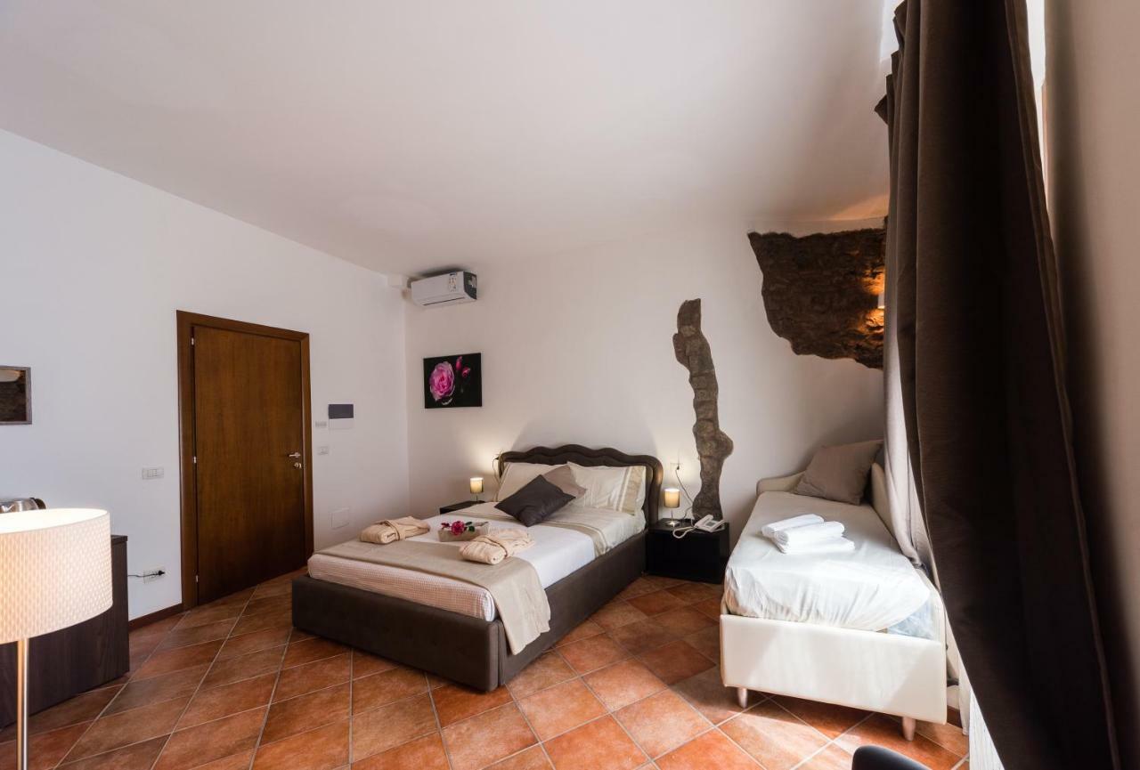 Le Undici Rose Hotel Витербо Экстерьер фото